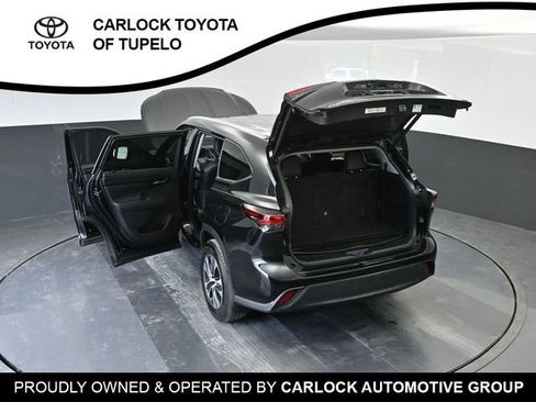 Used 2024 Toyota Highlander XLE image 58