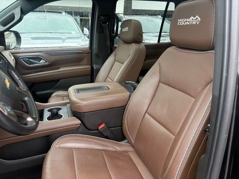 Used 2022 Chevrolet Tahoe High Country image 14