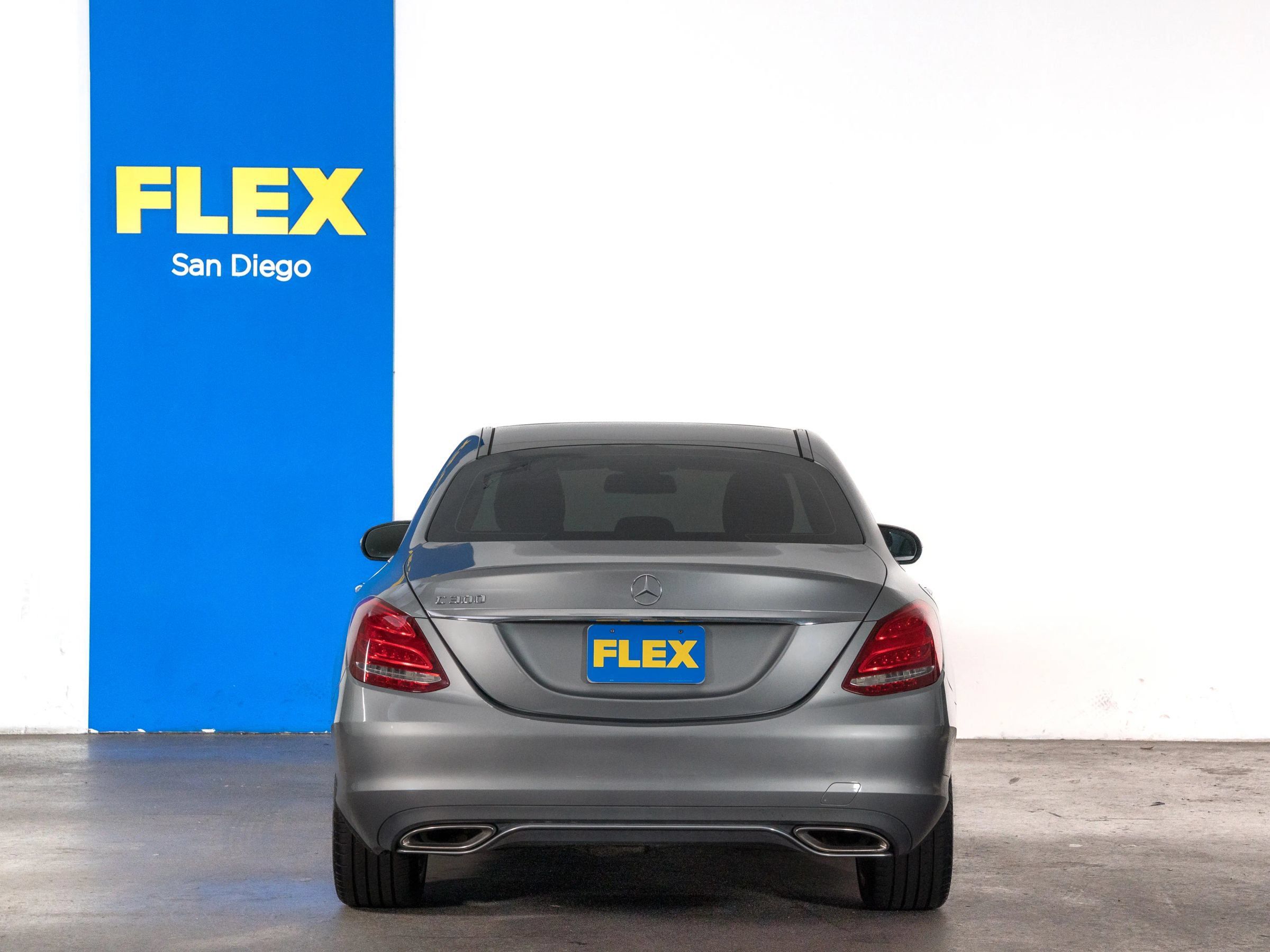 Used 2015 Mercedes-Benz C 300 Sedan image 4