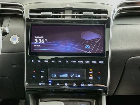 Used 2024 Hyundai Santa Cruz Night AWD/4WD image 14