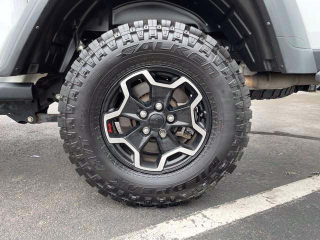 Used 2022 Jeep Gladiator Rubicon w/ LED Lighting Group AWD/4WD image 25