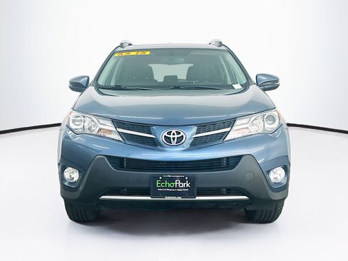 Used 2013 Toyota RAV4 Limited AWD/4WD image 2