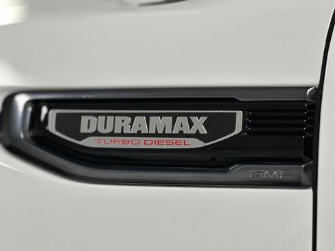 Used 2023 GMC Sierra 1500 AT4 w/ AT4 Premium Package image 32