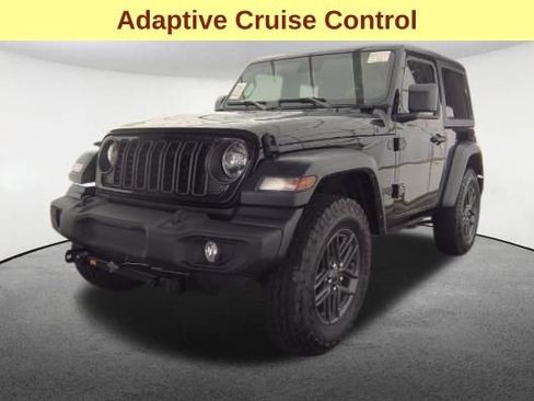 Used 2024 Jeep Wrangler Sport AWD/4WD image 4