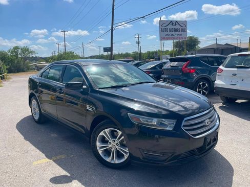 Used 2013 Ford Taurus SEL FWD image 2