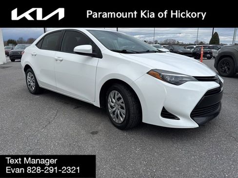 Used 2019 Toyota Corolla L image 3
