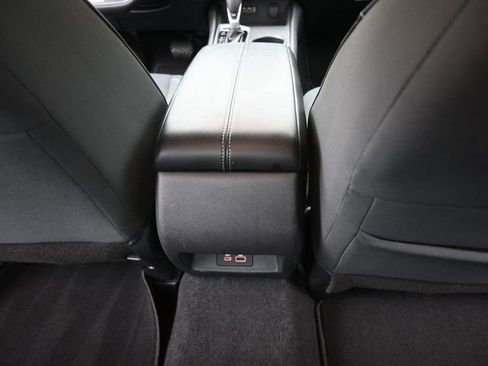 Used 2025 Nissan Altima 2.5 SV image 25