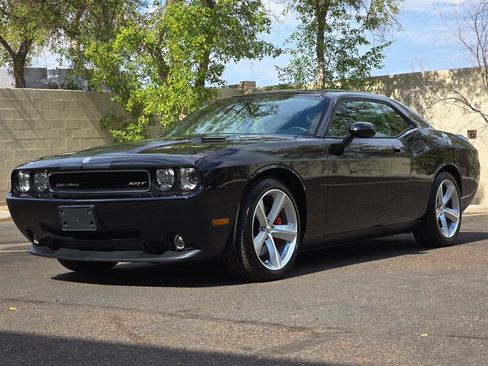 Used 2008 Dodge Challenger SRT8 RWD image 5