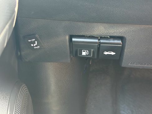 Certified 2024 Nissan Kicks SV w/ Interior Electronics Package FWD image 30