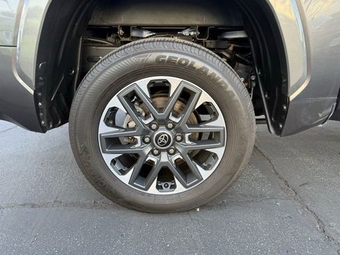 Used 2022 Toyota Tundra Limited image 10