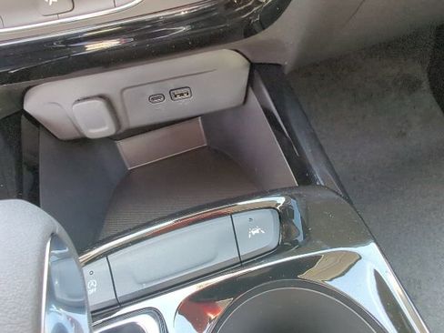 New 2026 Chevrolet Trax LT FWD image 16