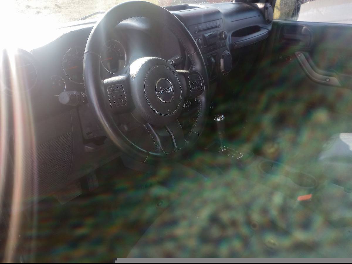 Used 2013 Jeep Wrangler Sport AWD/4WD image 4