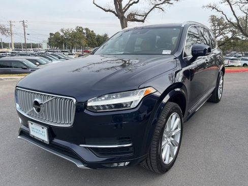 Used 2017 Volvo XC90 T6 Inscription w/ Vision Package image 3