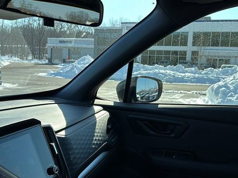 Used 2025 Subaru Forester Premium image 23