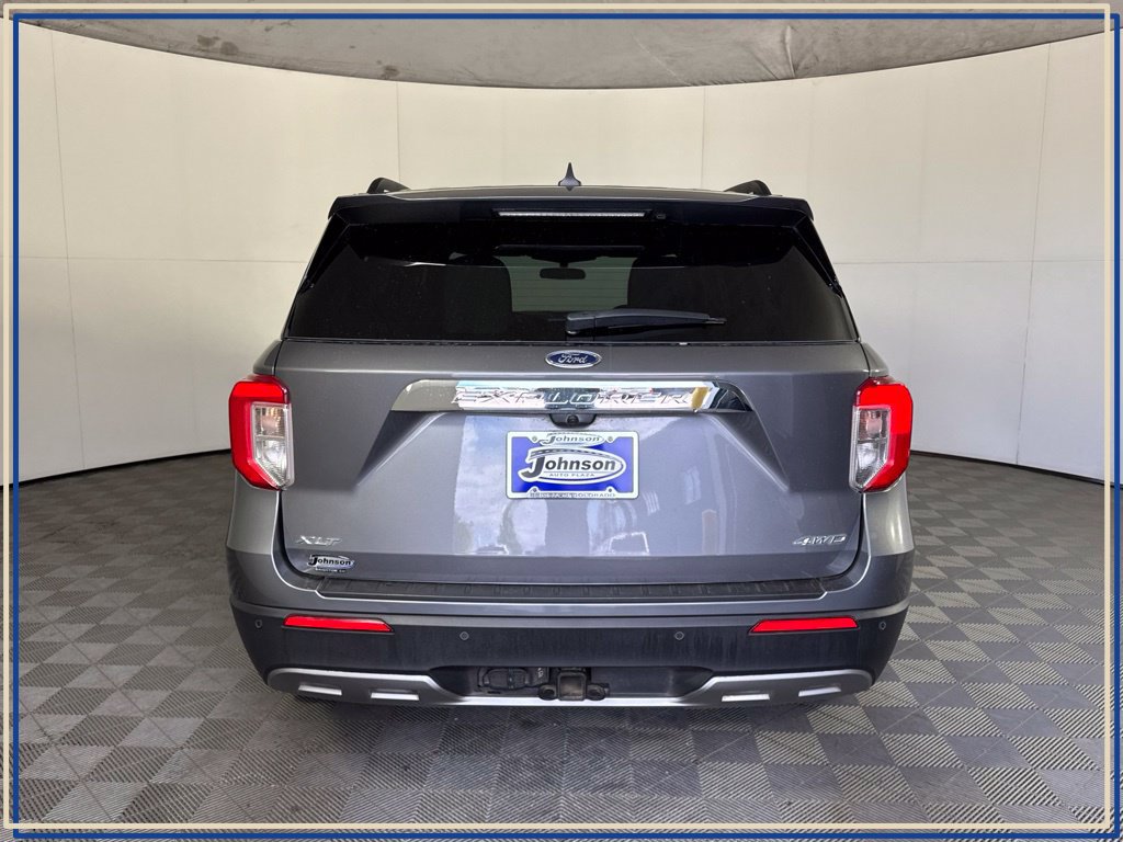 Used 2023 Ford Explorer XLT w/ Equipment Group 202A AWD/4WD image 8