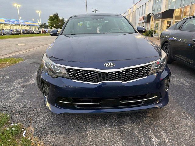 Used 2018 Kia Optima SX w/ Technology Package FWD image 3
