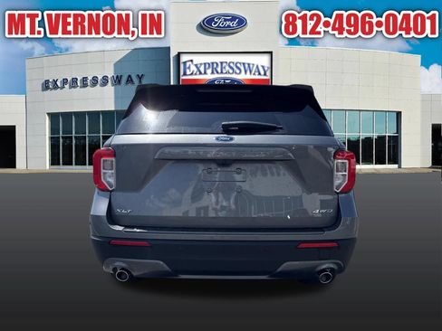 Used 2024 Ford Explorer XLT w/ Equipment Group 202A AWD/4WD image 5