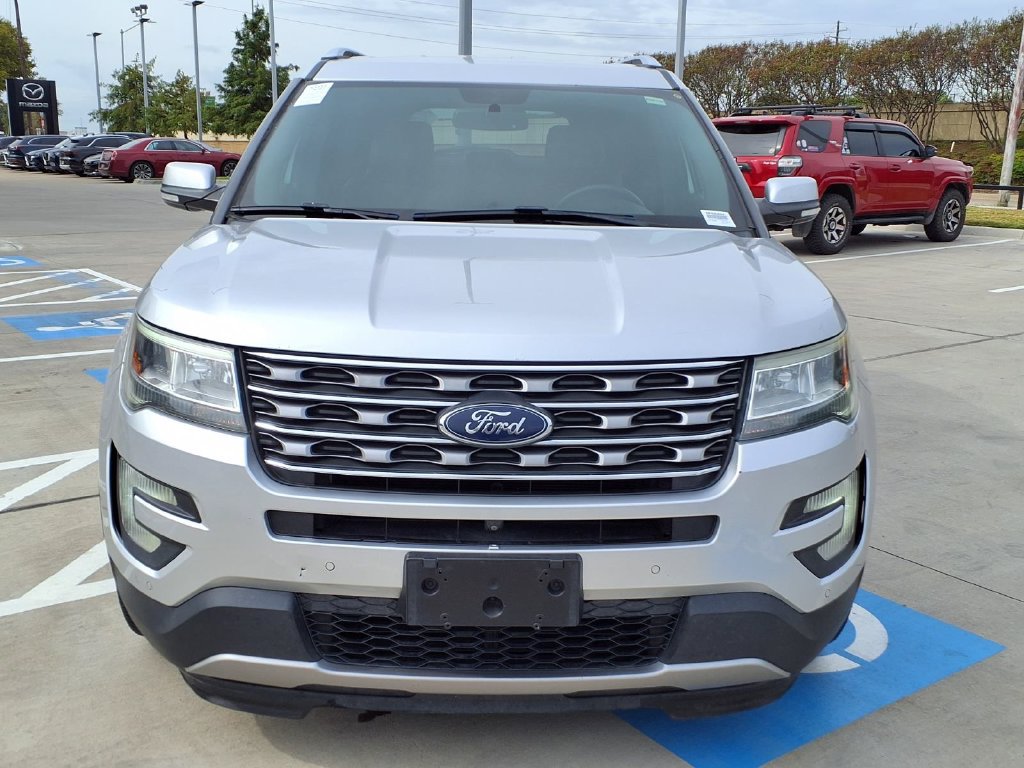 Used 2017 Ford Explorer Limited FWD image 8