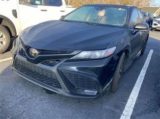 Used 2022 Toyota Camry SE video 3