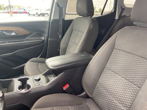 Used 2020 GMC Terrain SLE w/ Driver Convenience Package image 10