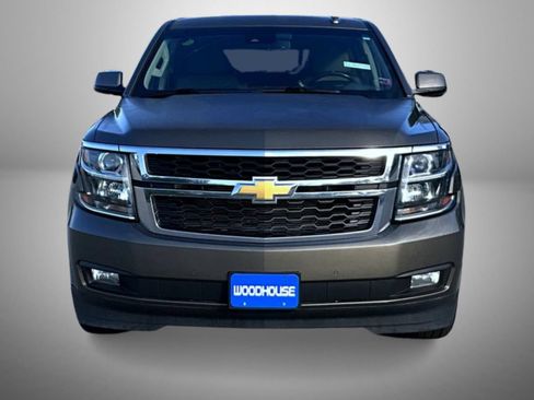 Used 2016 Chevrolet Tahoe LT w/ Luxury Package AWD/4WD image 2