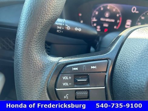 Used 2023 Honda Accord LX image 17