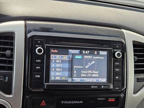 Used 2015 Toyota Tacoma 4x4 Double Cab image 11