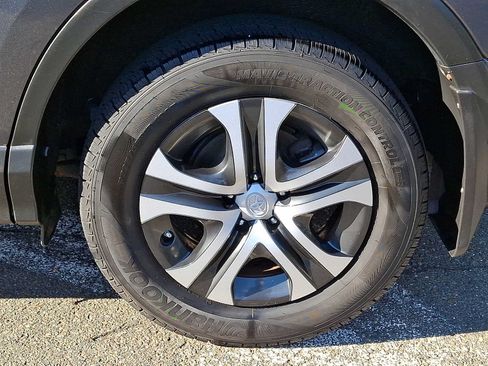 Used 2016 Toyota RAV4 LE AWD/4WD image 6