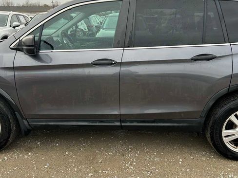 Used 2016 Honda Pilot LX image 14