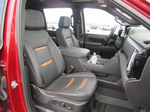 Certified 2024 GMC Sierra 2500 AT4 w/ AT4 Premium Plus Package AWD/4WD image 26