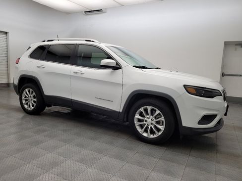 Used 2019 Jeep Cherokee Latitude w/ Popular Appearance Group image 11