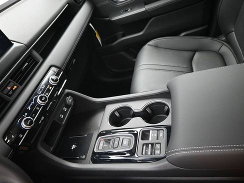 New 2026 Honda Pilot Touring image 15