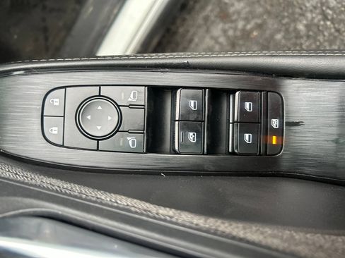 Used 2021 Nissan Rogue SV AWD/4WD image 16