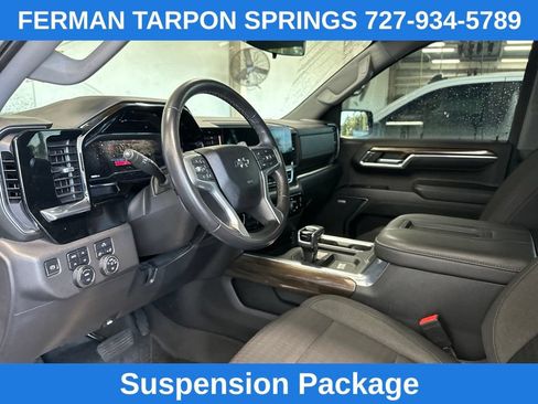 Used 2022 Chevrolet Silverado 1500 LT Trail Boss w/ Convenience Package II AWD/4WD image 9
