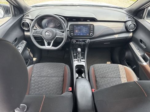 Used 2023 Nissan Kicks SR FWD image 25