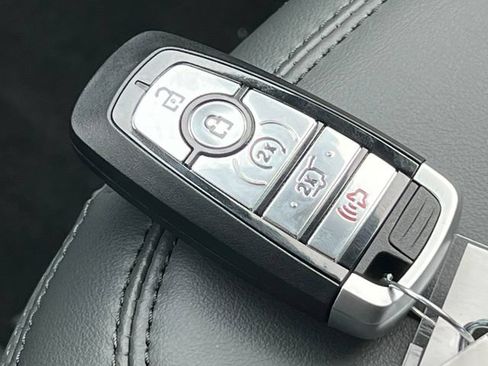 New 2026 Ford Expedition Active AWD/4WD image 33