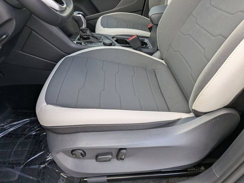 New 2026 Volkswagen Taos SE AWD/4WD image 15