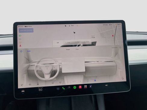 Used 2024 Tesla Model Y Long Range RWD image 16