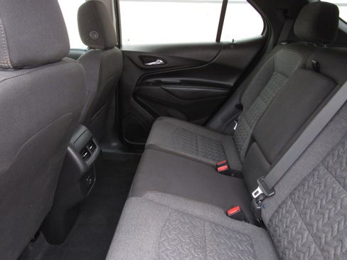 Used 2023 Chevrolet Equinox LT FWD image 13