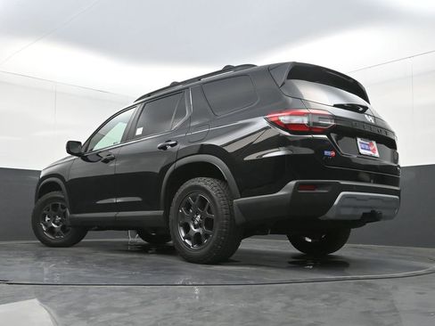 Used 2024 Honda Pilot TrailSport image 30
