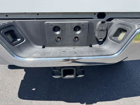 Used 2016 RAM 2500 Tradesman w/ Chrome Appearance Group AWD/4WD image 24