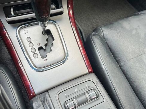 Used 2007 Subaru Legacy 2.5i Limited image 9