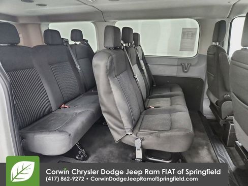 Used 2019 Ford Transit 150 XL image 31