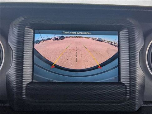 Used 2022 Jeep Wrangler Sport AWD/4WD image 14