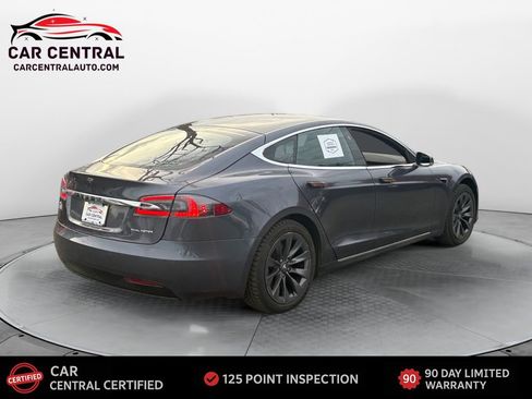 Used 2020 Tesla Model S Long Range Plus image 5