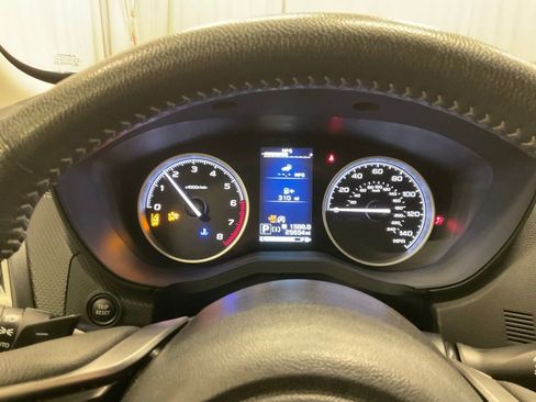 Used 2024 Subaru Forester Limited w/ Convenience Package image 13