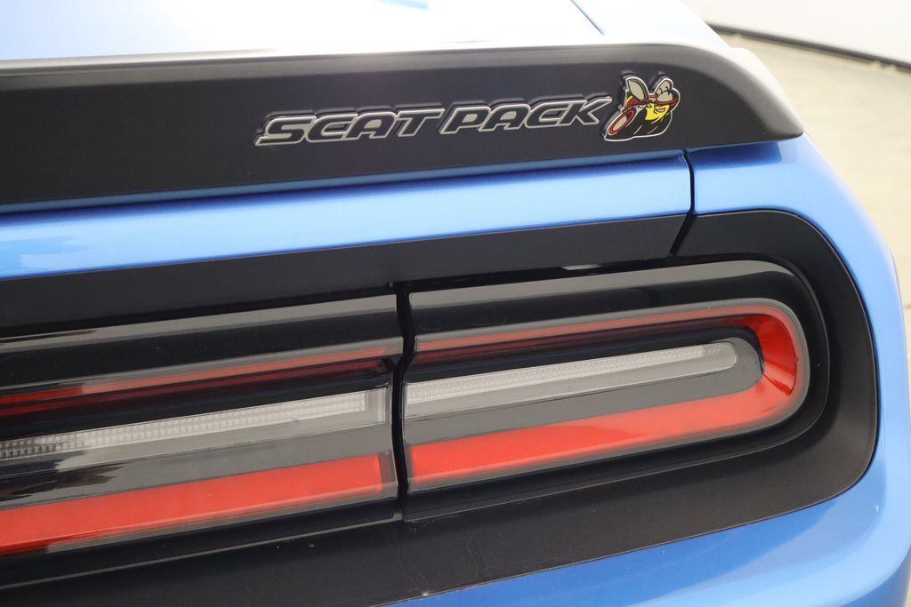 Used 2023 Dodge Challenger R/T Scat Pack RWD image 38