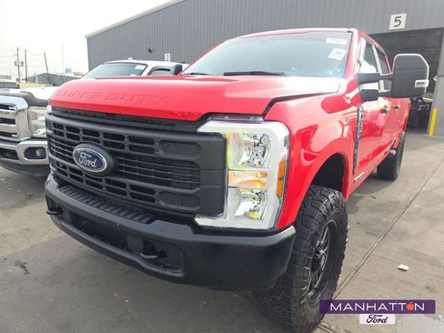 Used 2024 Ford F250 XL image 1