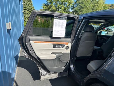 Used 2017 Honda CR-V Touring image 28