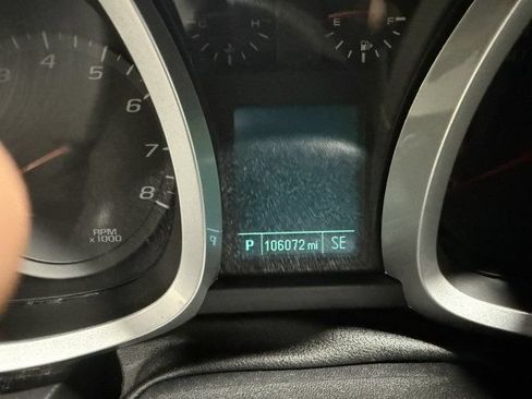 Used 2017 Chevrolet Equinox LT w/ Convenience Package FWD image 19